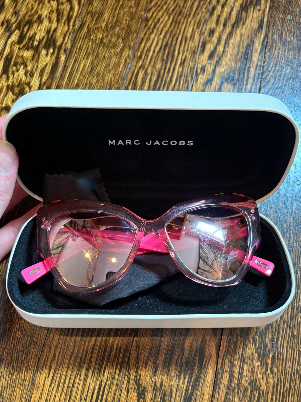 Marc Jacobs Pink Sunglasses - Picture 2 of 10